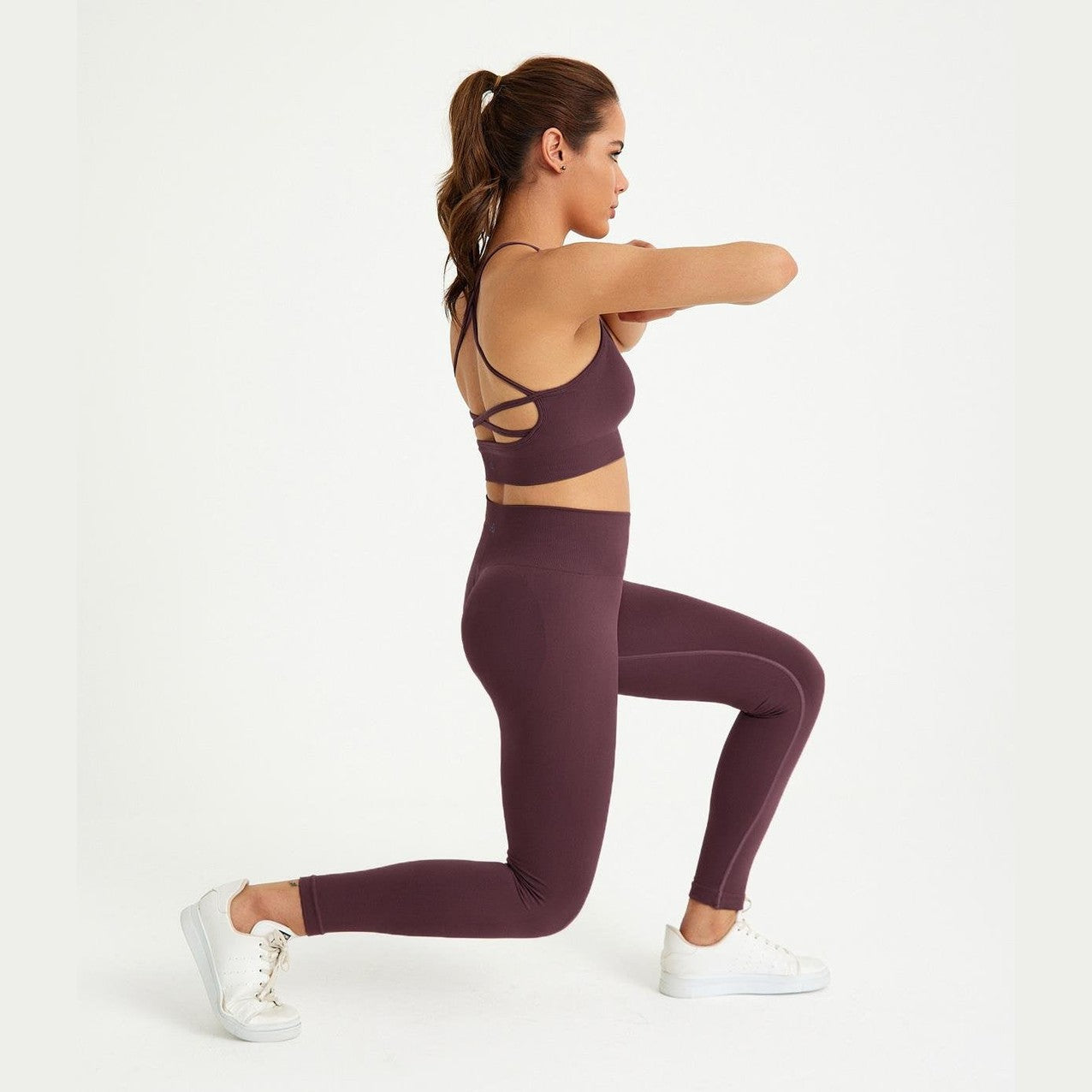 Seamless Sports Bra with Cross Back Detail